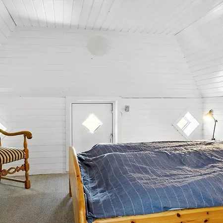 Lf10211-thyholm-ronbakken-11 * Thyholm