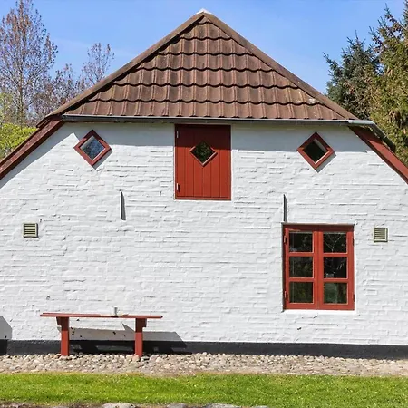 Lf10211-thyholm-ronbakken-11 Nyaraló