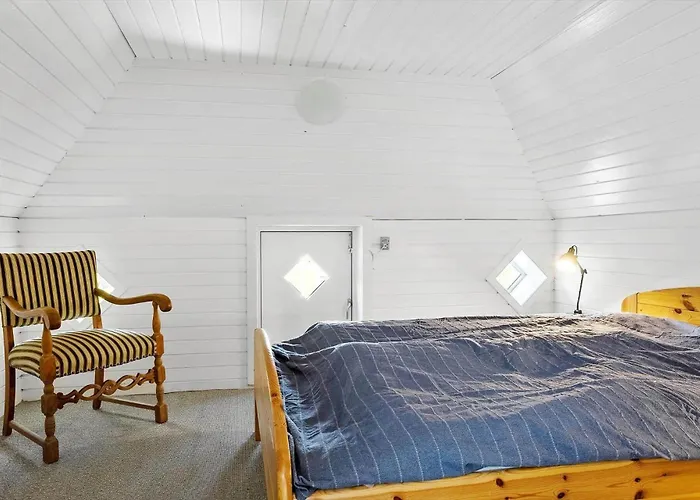 Lf10211-thyholm-ronbakken-11 * Thyholm